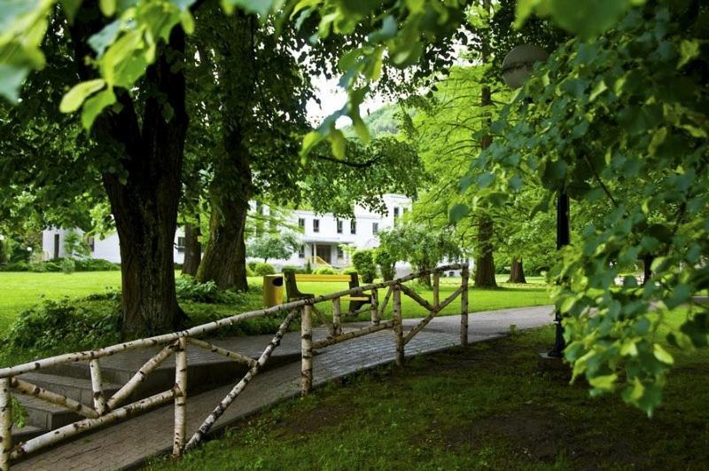 Apartmani Ramonda Teslić Buitenkant foto