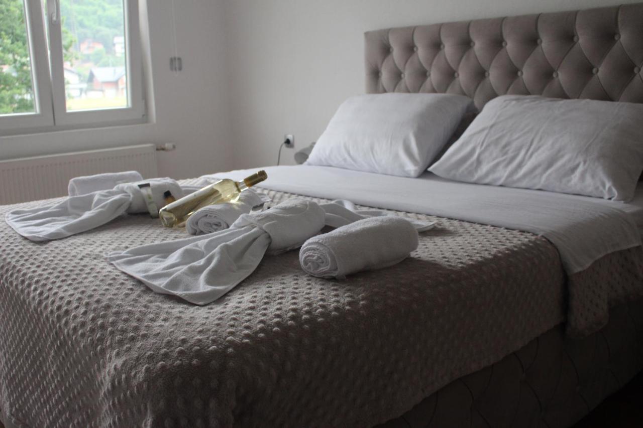 Apartmani Ramonda Teslić Buitenkant foto