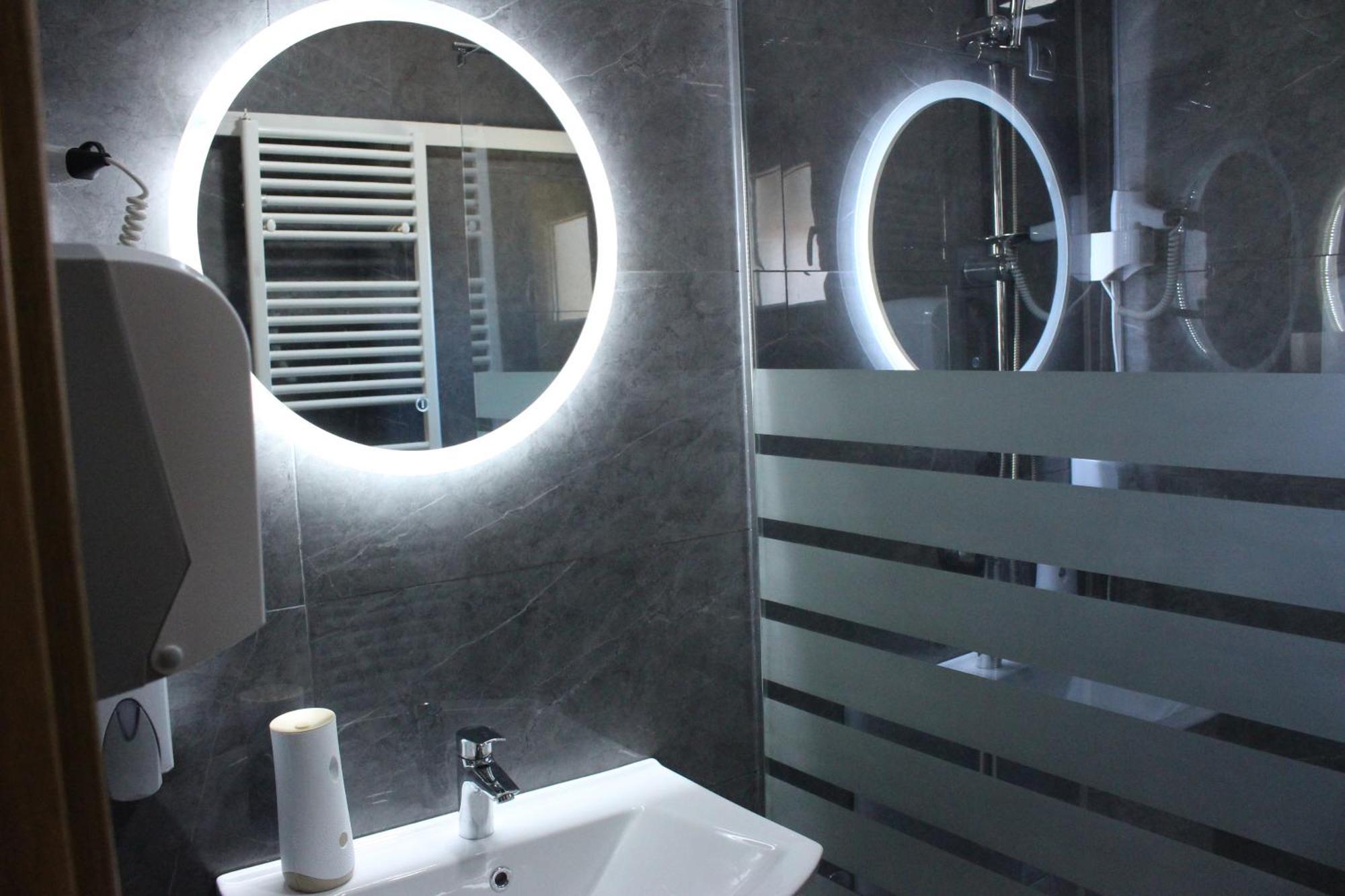 Apartmani Ramonda Teslić Buitenkant foto